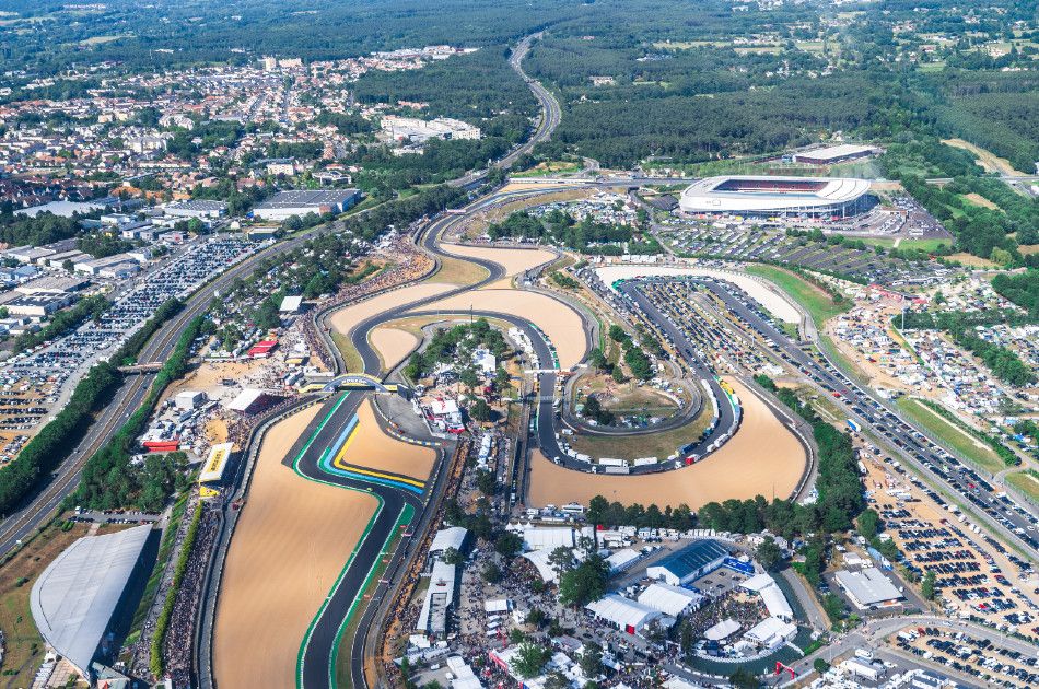 Seeing the Le Mans circuit from track level is great, however, you can only real