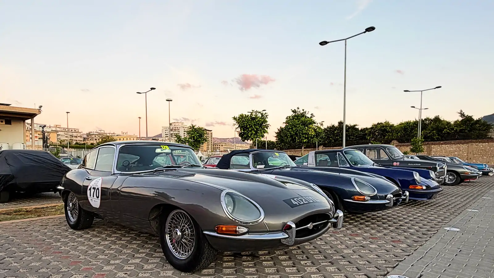Your Car for the Targa
Your car comes from our classic fleet, prepared, supplie